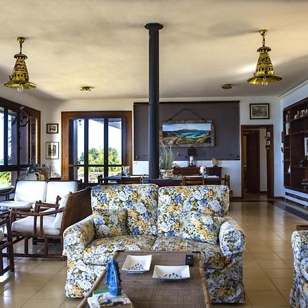Villa Curiazzi Guesthouse Viale La Pelosa 16 สตินติโน ภายนอก รูปภาพ