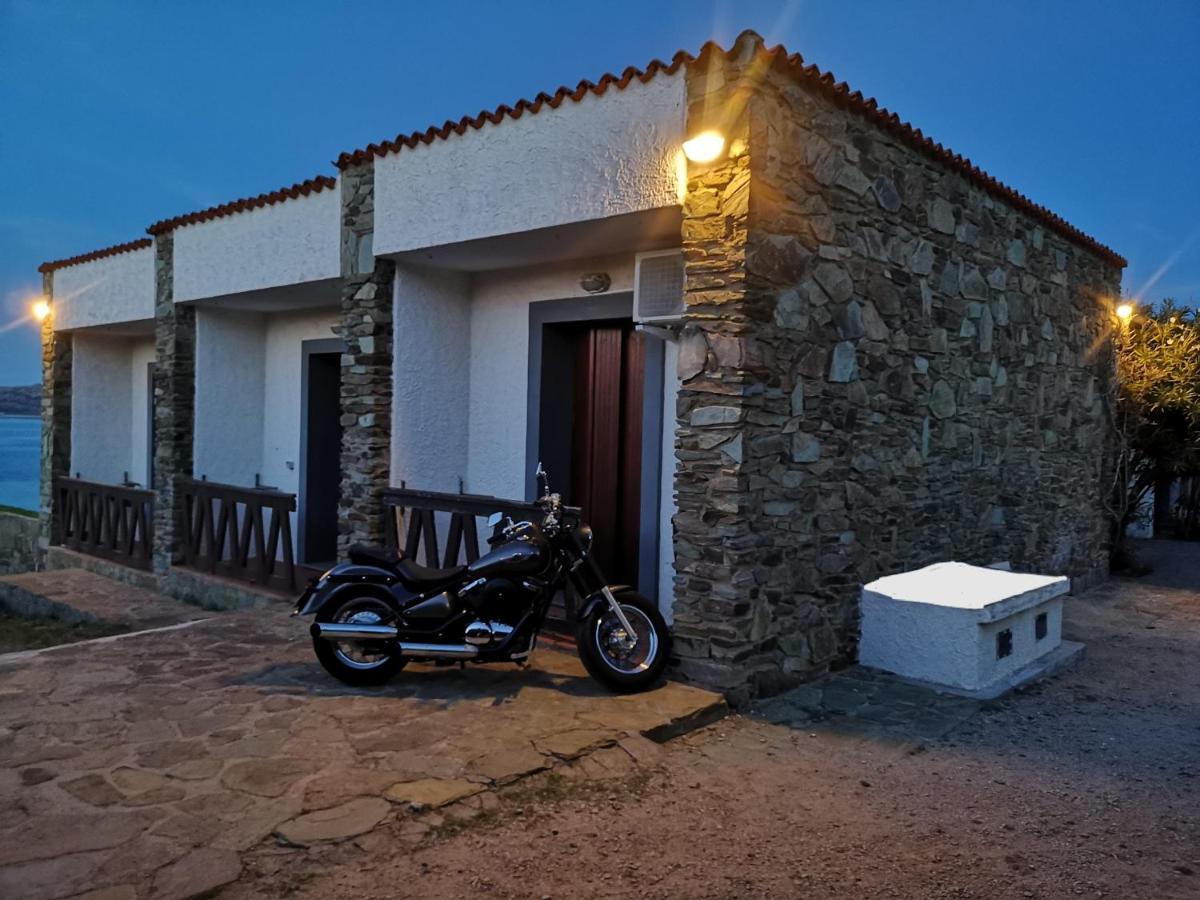 Villa Curiazzi Guesthouse Viale La Pelosa 16 สตินติโน ภายนอก รูปภาพ