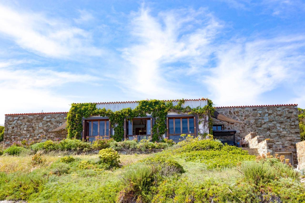 Villa Curiazzi Guesthouse Viale La Pelosa 16 สตินติโน ภายนอก รูปภาพ